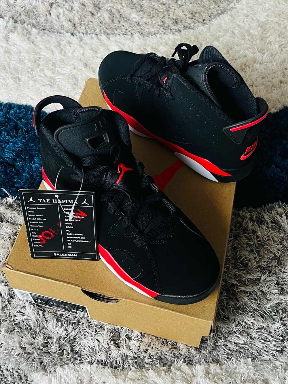 ✨NEW/DS:Jordan ‘6 Infared Salesman’, GS/Youth Size 3✨